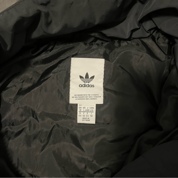 Black pink Jennie Adidas puffer jacket - Picture 4 of 5